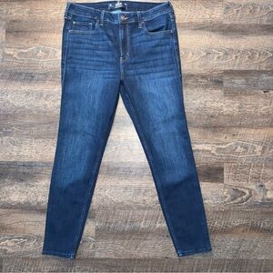 Hollister Hi- Rise Super Skinny Blue Jeans Women’s Size 14R, 32R